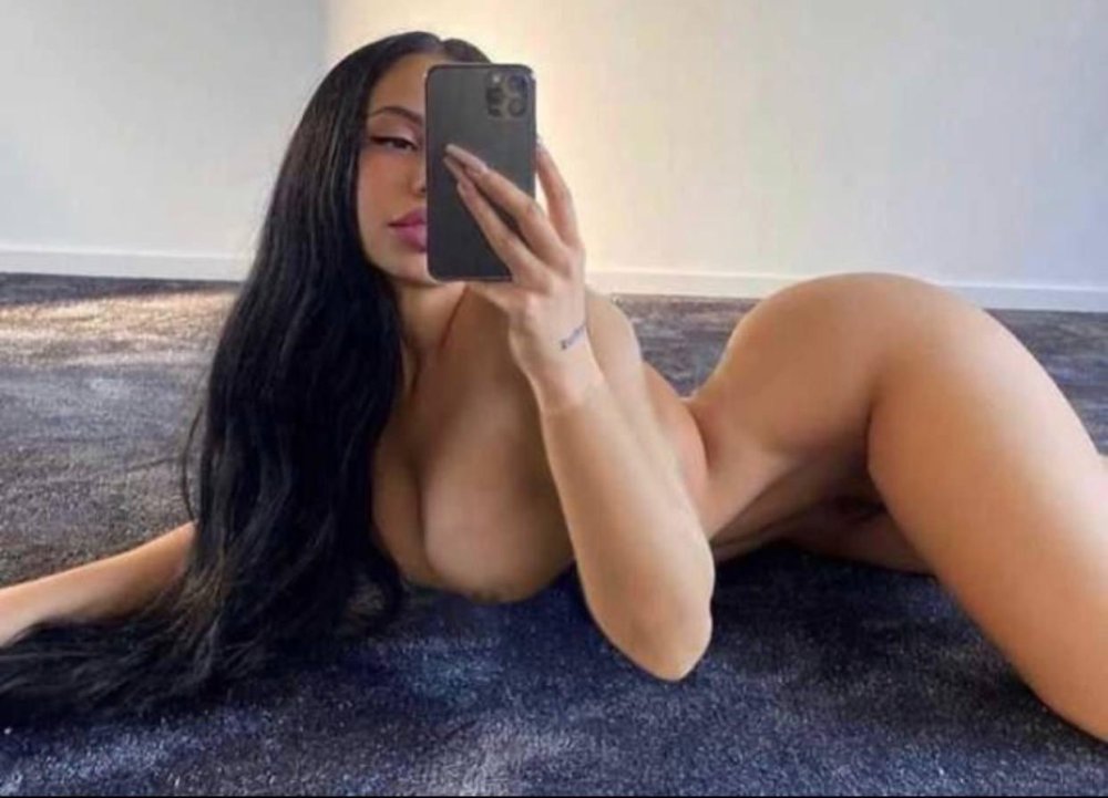 Gina Savaj Gina Savage naked