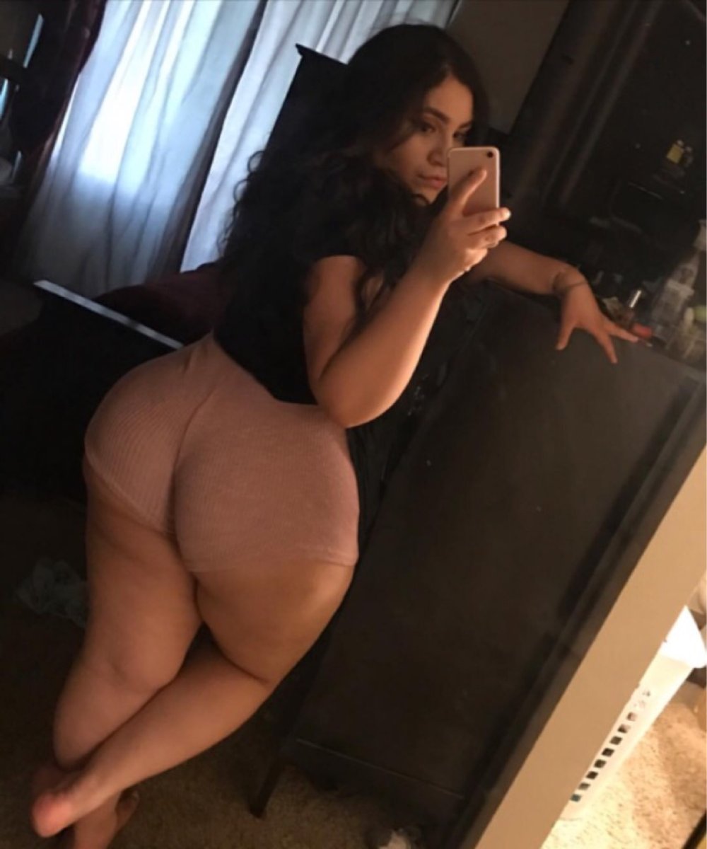 Naked video, Mizz Diamond Doll, Anali Sanchez