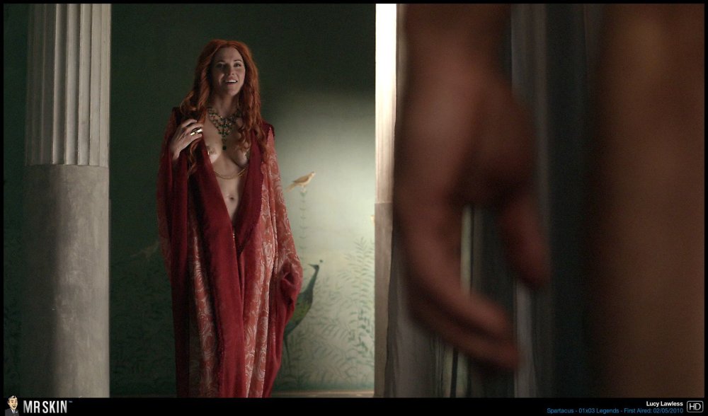 Lucy Lawless Hot