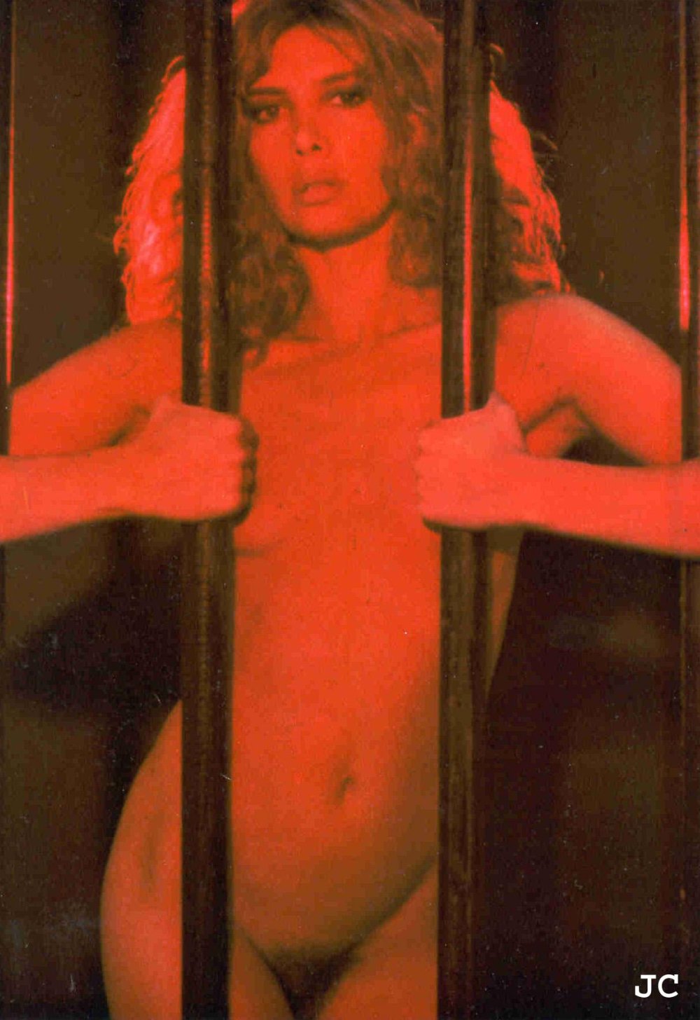 Laura Belly photo naked