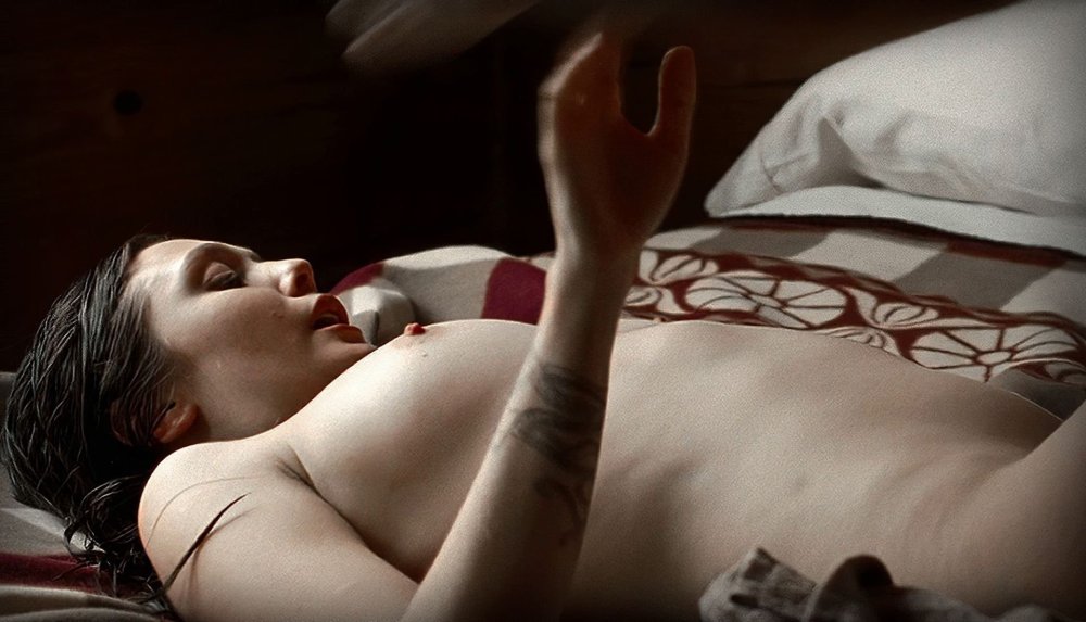Elizabeth Olsen Naked in the film Oldboy