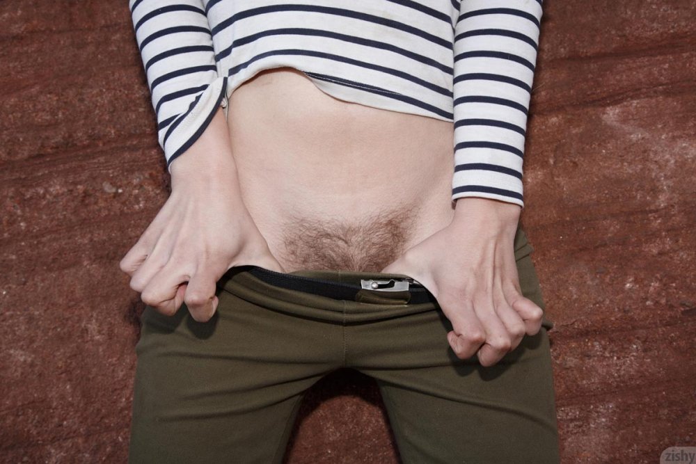 Hilary Craig is this trippy year (Porn