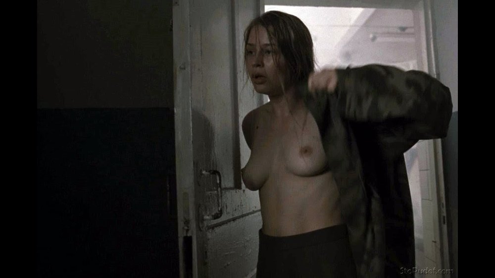 Julia Peresild naked in the cinema