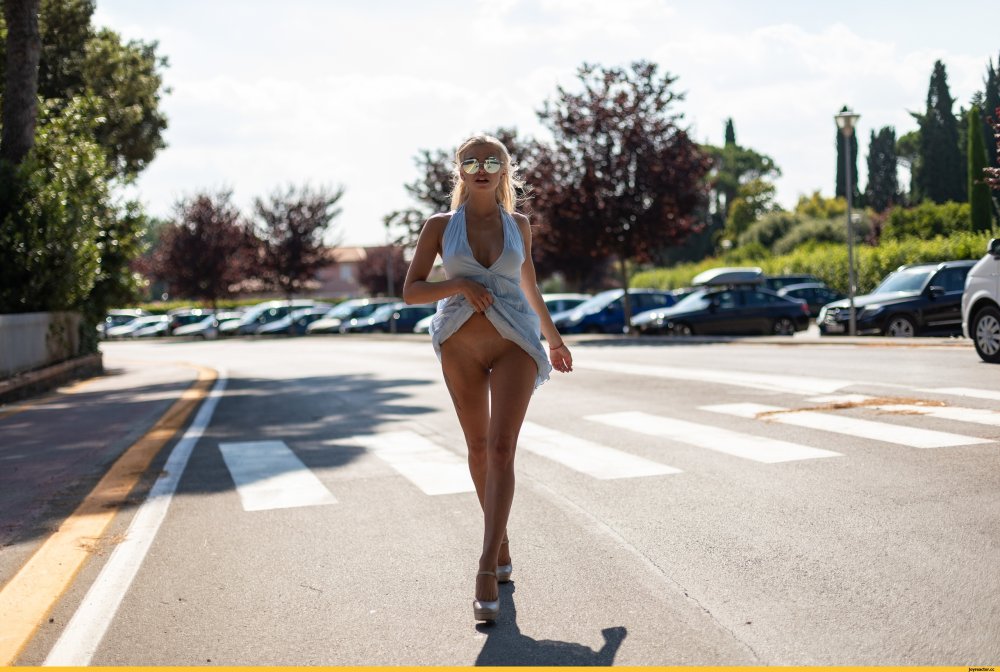 Bottomless18+ Blondes on the street