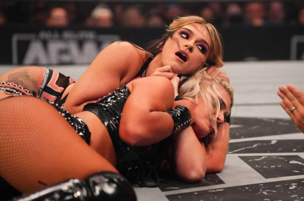 Toni Storm vs Jamie Hayter