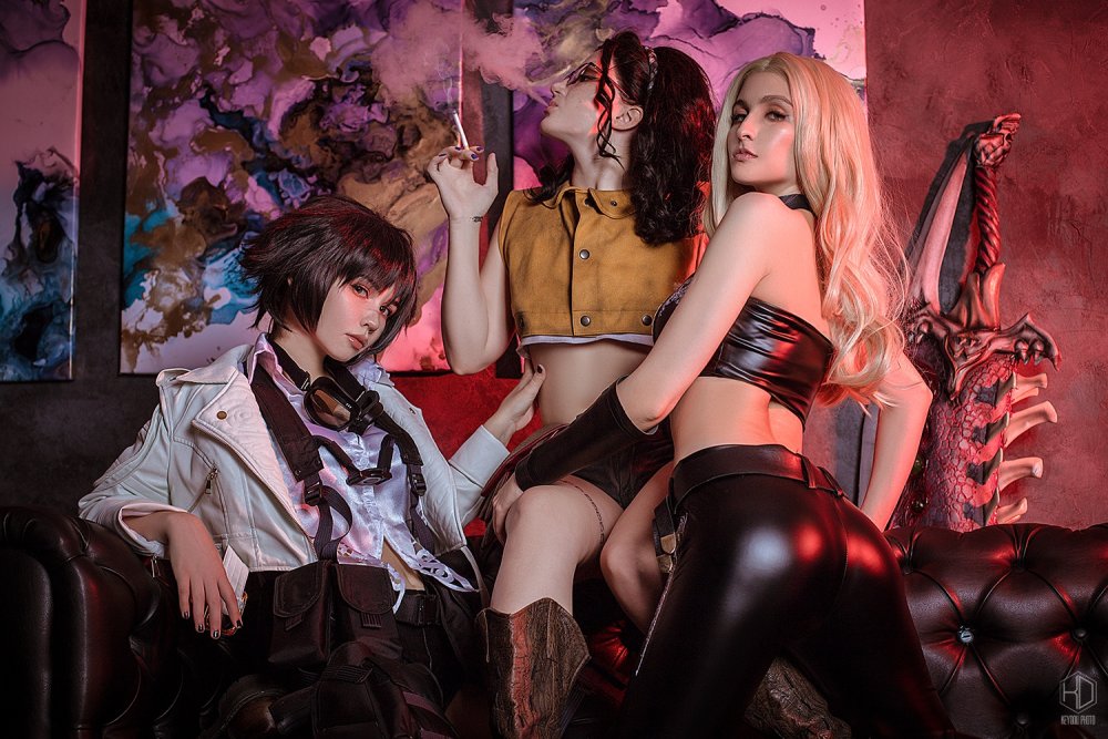 Devil May Cry 5 Trish and Lady Cosplay