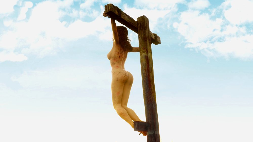 Woman Predicament Bondage / Impaled / Crucified