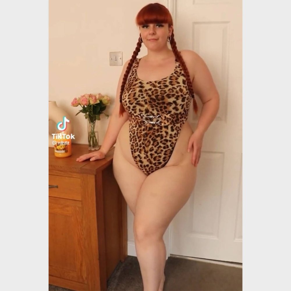 Nicole Herring naked