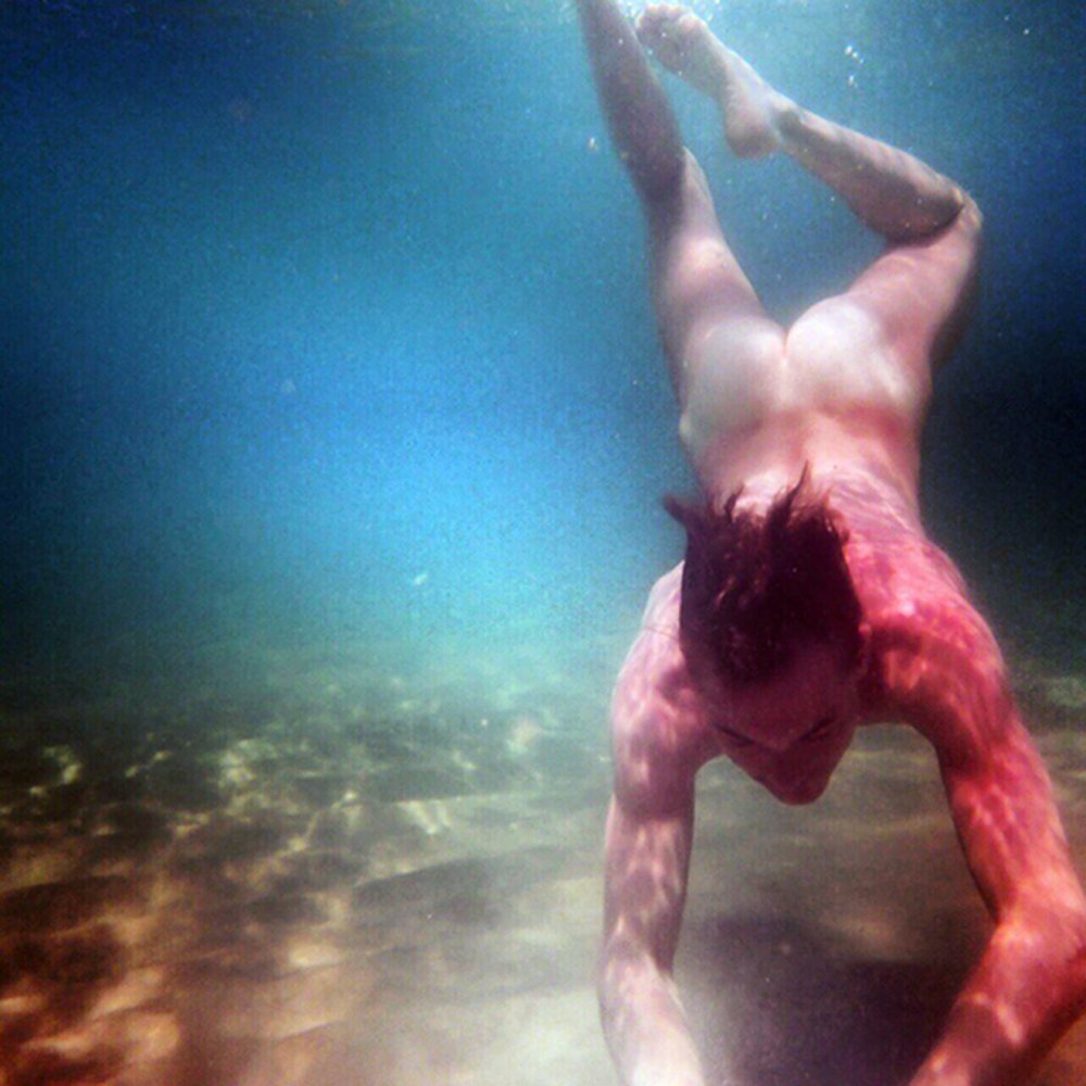 Leonardo DiCaprio Naked