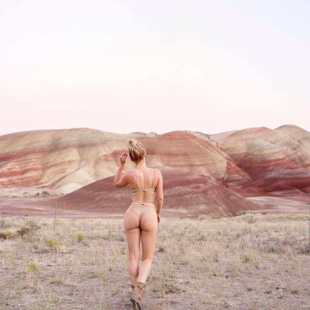 Sara Jean Underwood Travel
