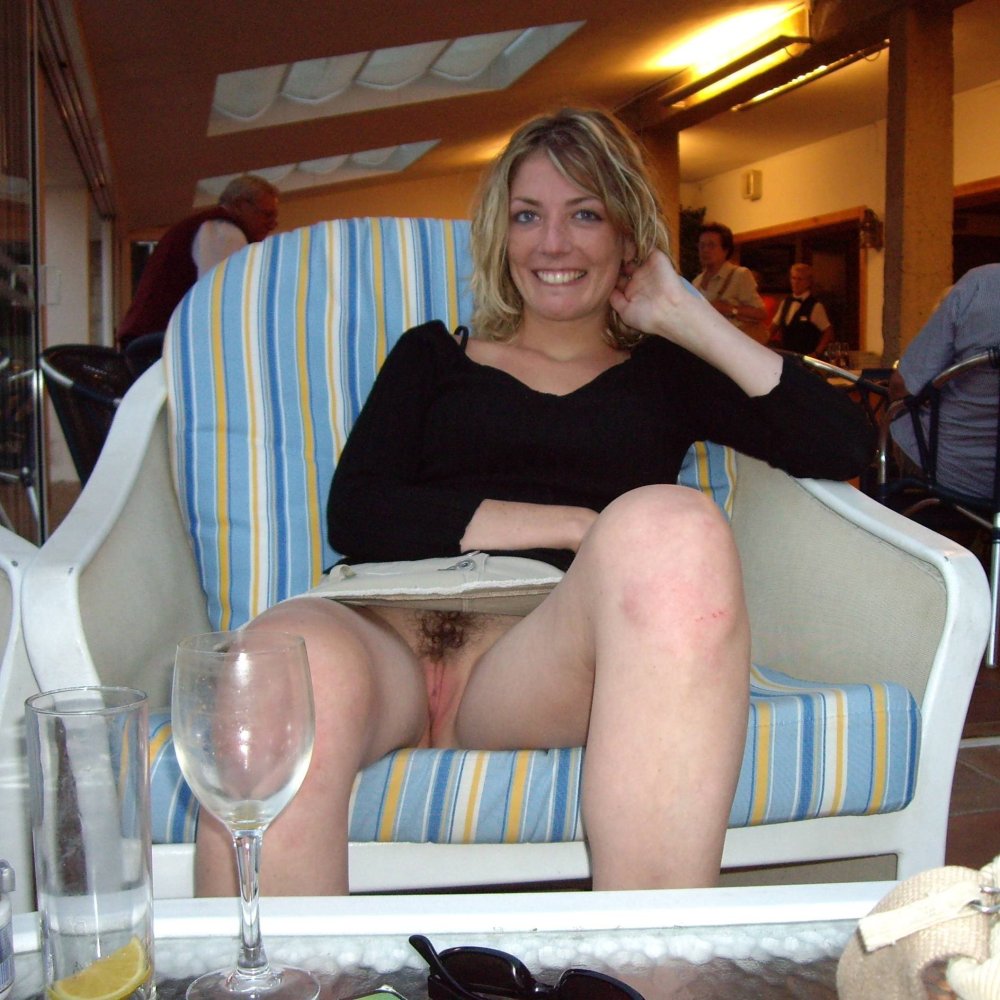 Mature Hairy Public Hairy Skirt