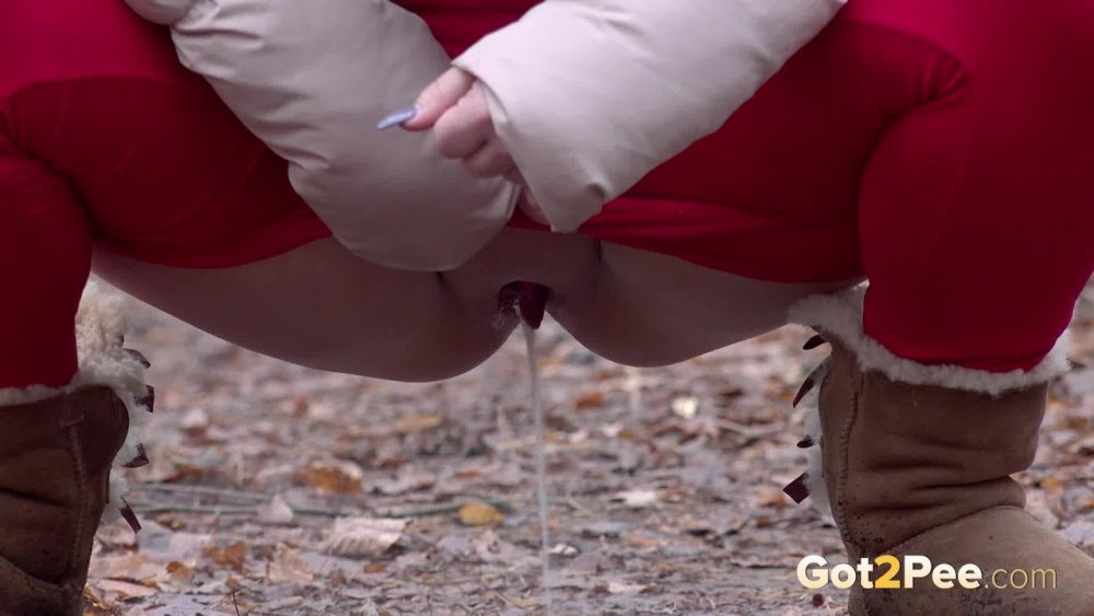 Pee desperation porn