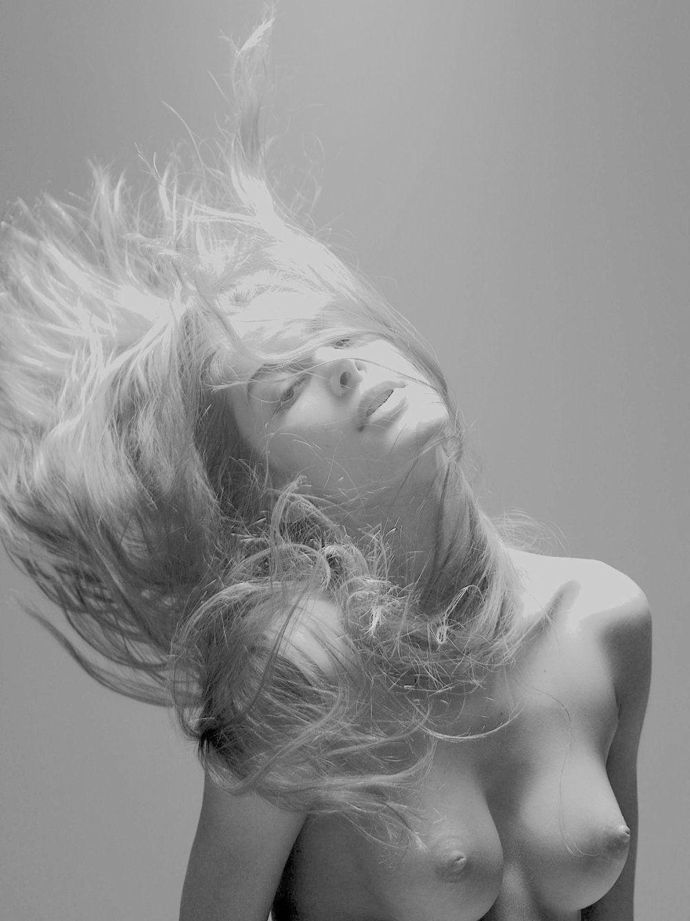 Brooklyn Dexker Topless