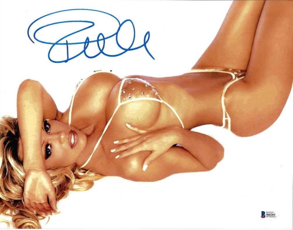 Pamella Anderson Naked