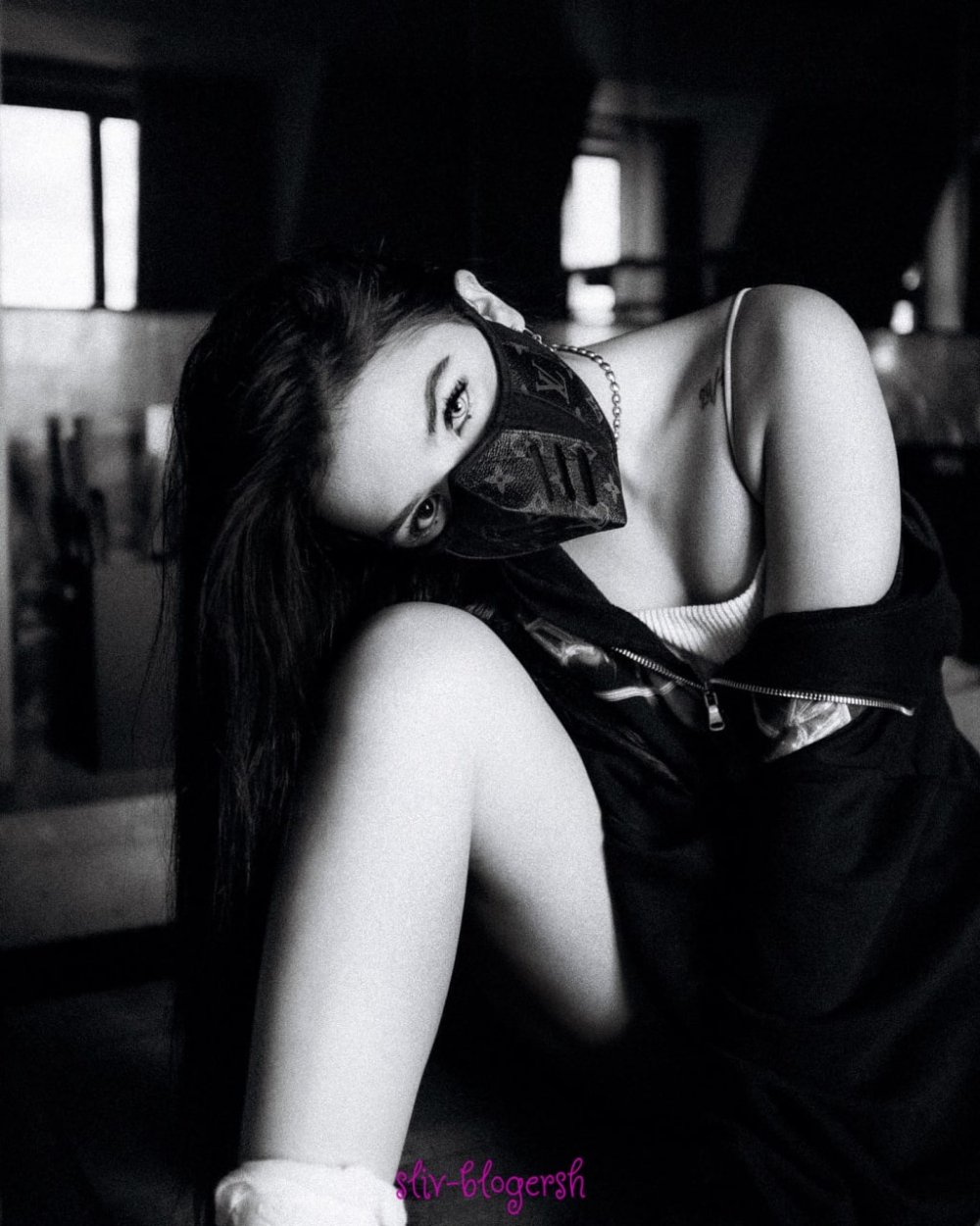 Amina Tenderlibai is naked