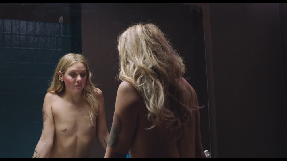 Sofia Kappel naked photo