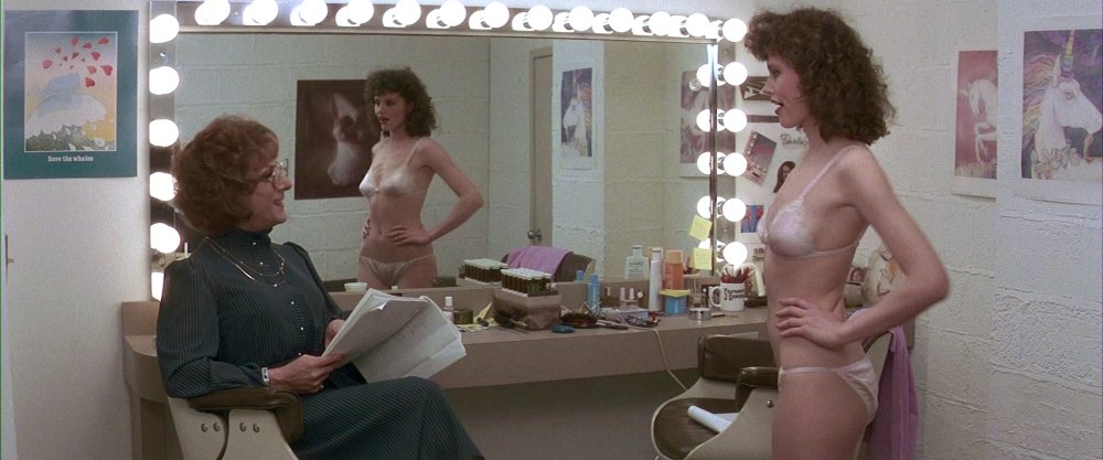 Gina Davis Erotic photos