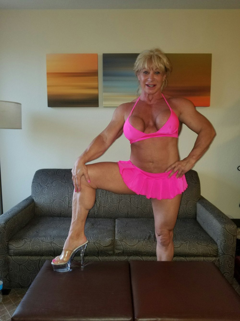 BodyBuilder Kathy Connors