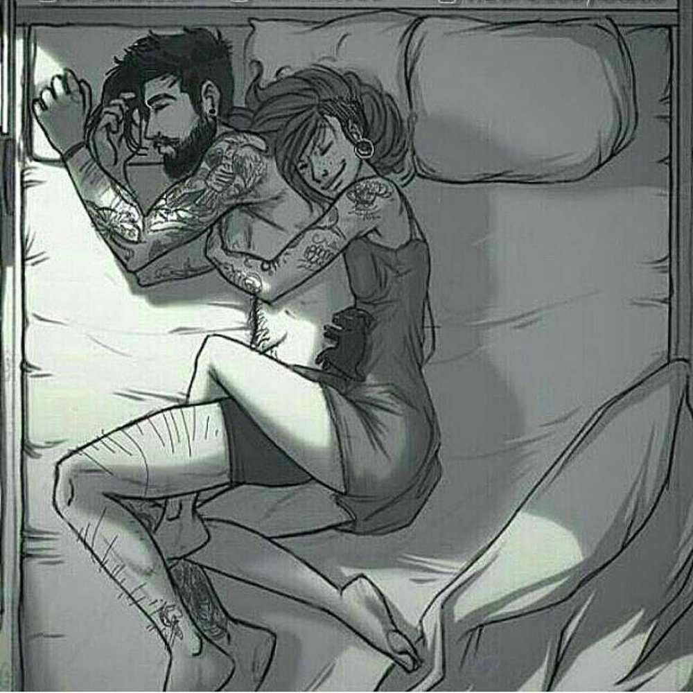 Peak and Varu in bed