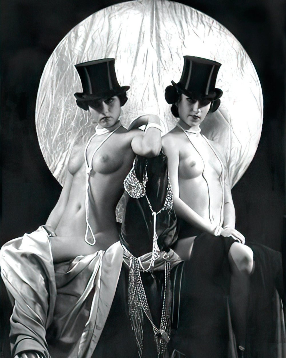 Cabaret style