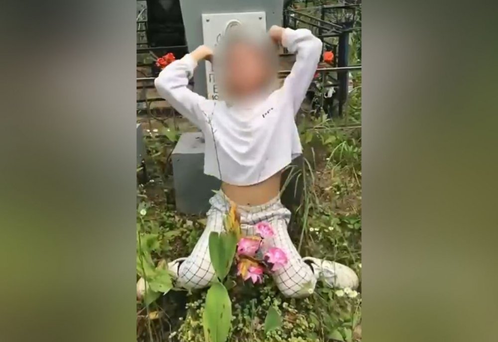 The desecration of the graves of Voronezh