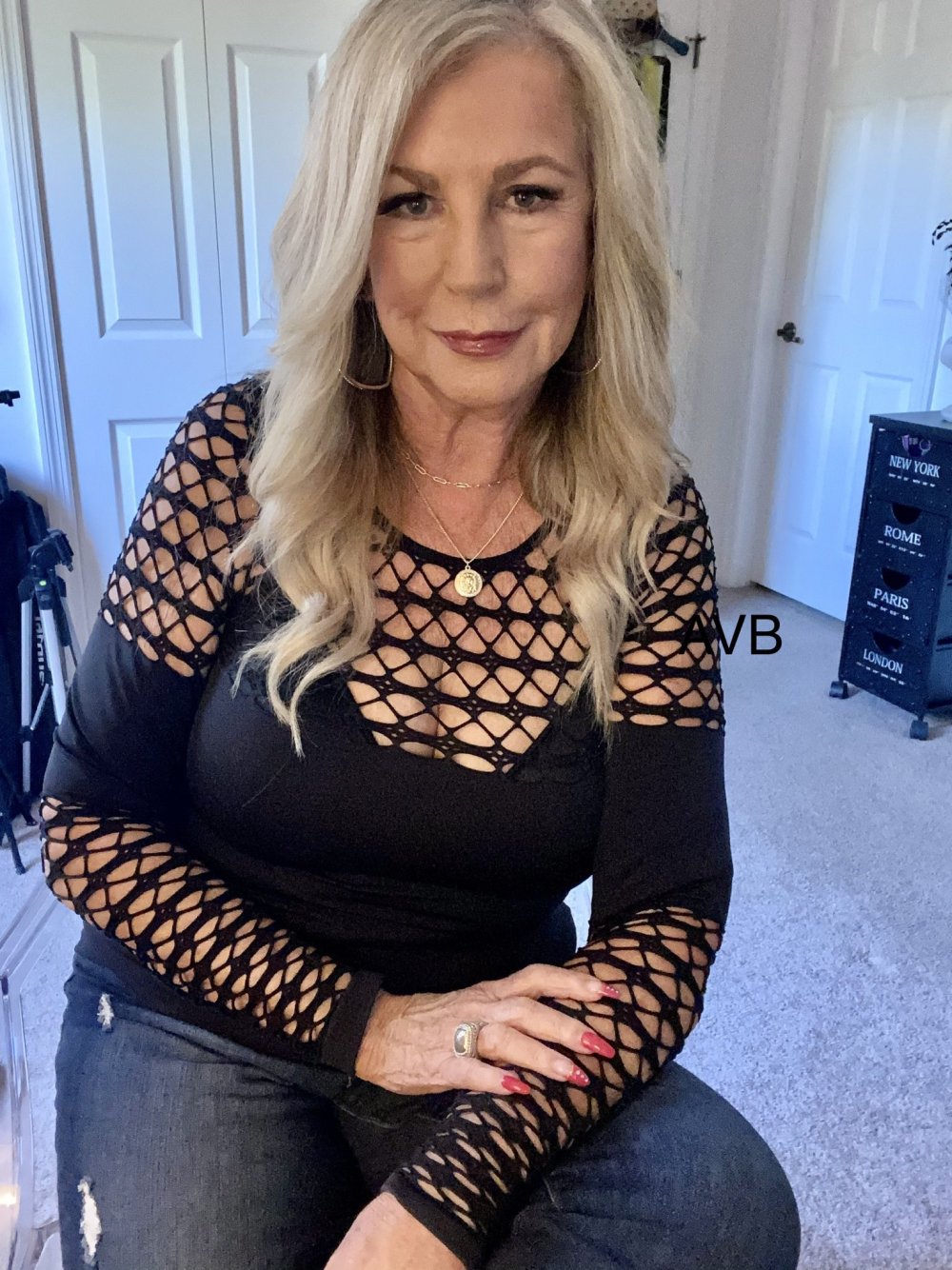 Anneke van Buuren breasts