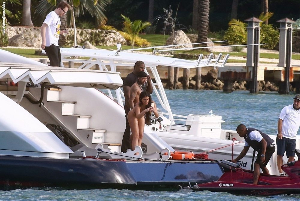 Amanda Trivizas Tyga