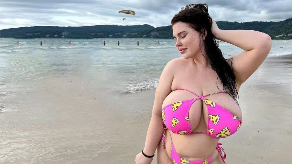 Model Plus Saiz Anna Bernadin