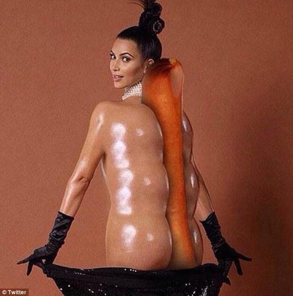 Kim Kardashian nude