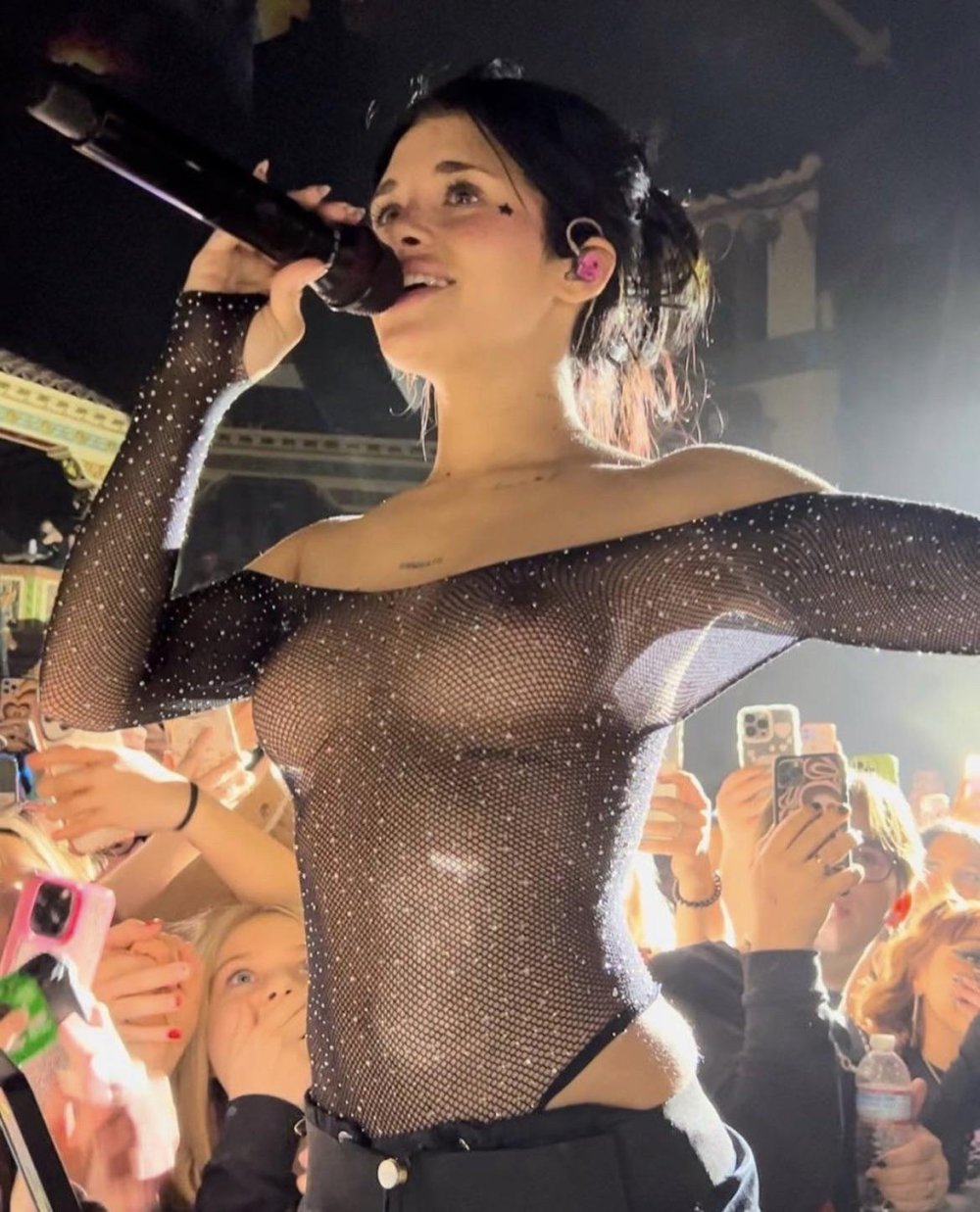 Celebrities Naked at the concert