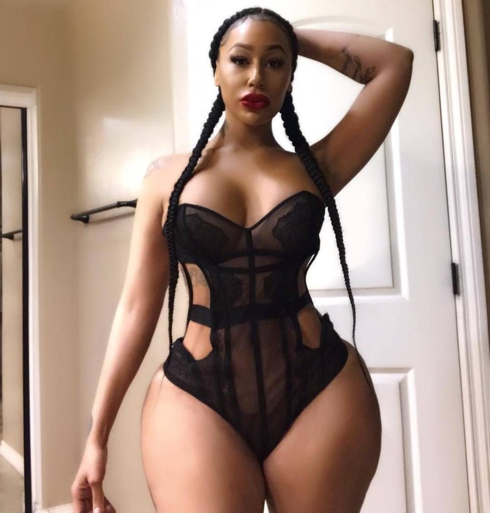 Rachel Smith Wide Hips