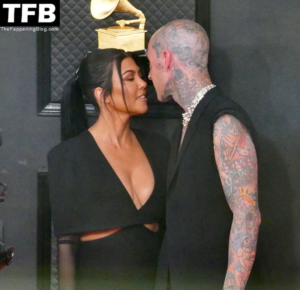 Kourtney Kardashian and Travis Barker H