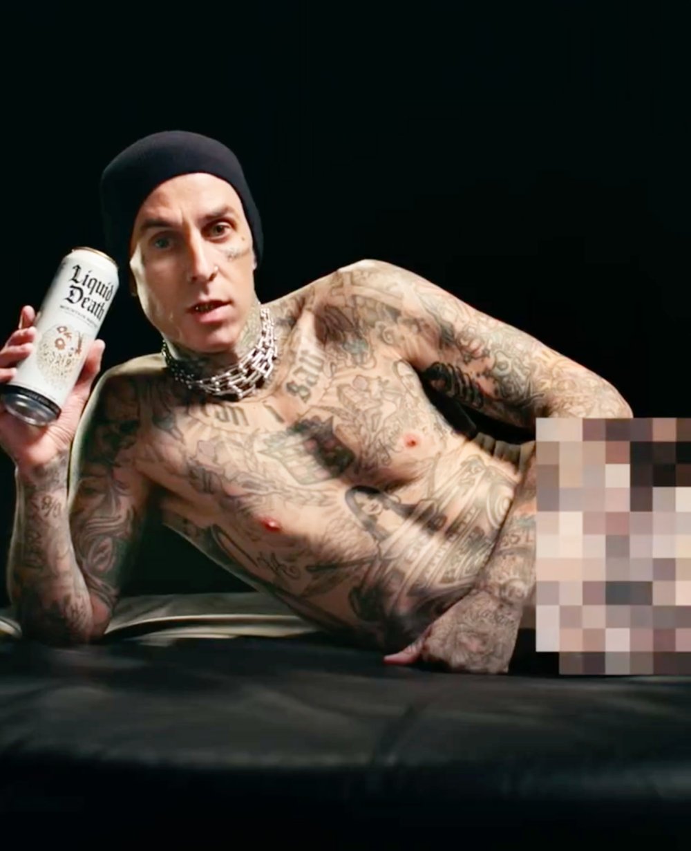 Drummer Blink Travis Barker