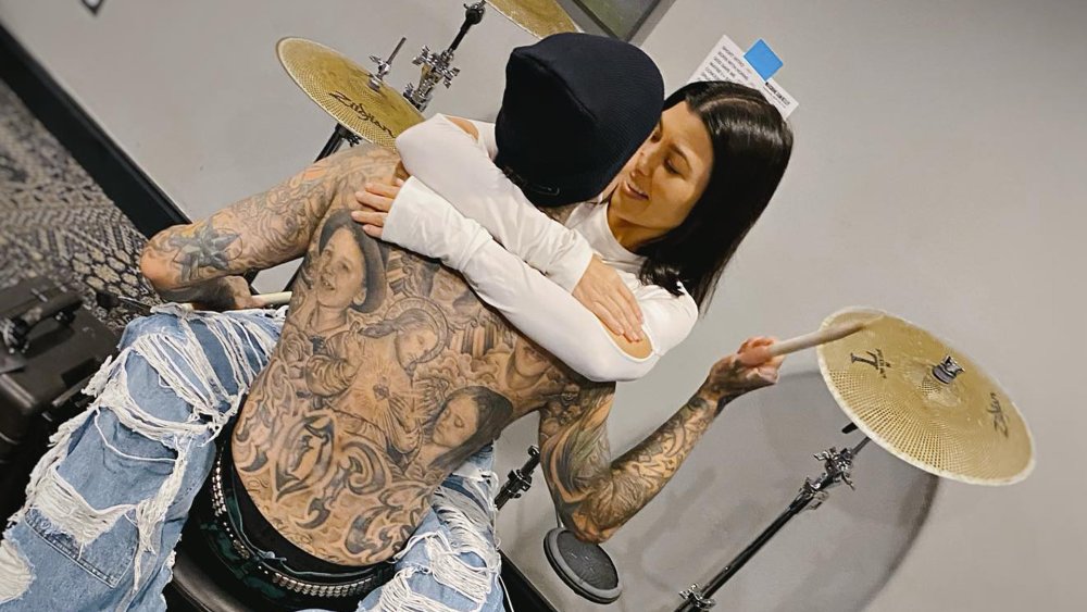 Travis barker kardashian