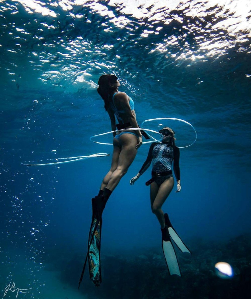 Lola Banny Skuba Diving