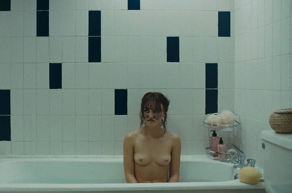 Lily-rose Melodi Depp Naked