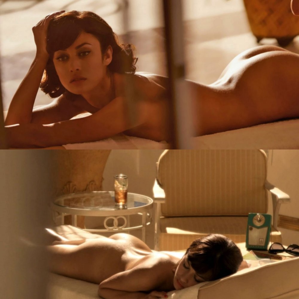 Olga Kurilenko without underwear