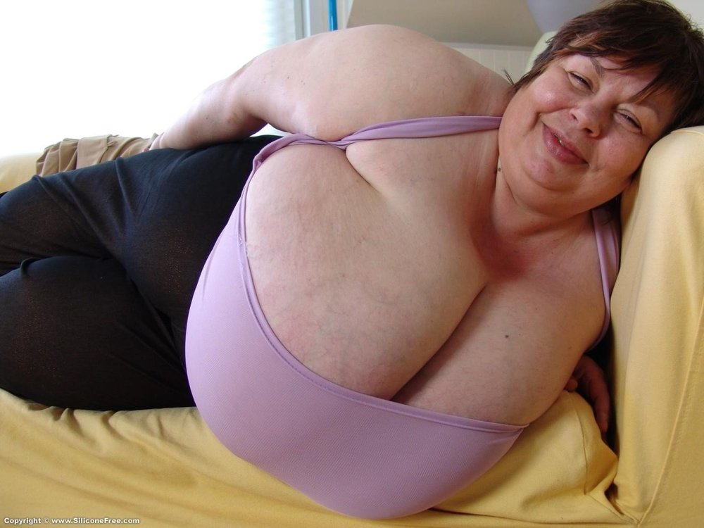 Naked fat women Silicone free