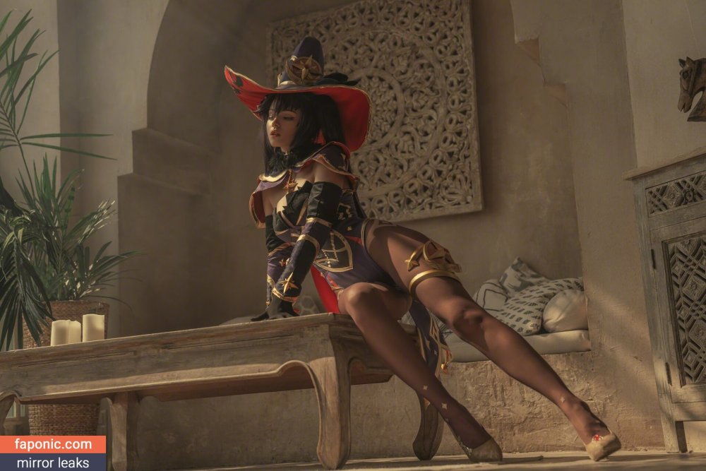 Genshin Impact Cosplay