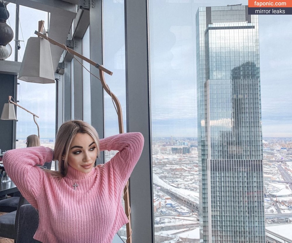 Fashionable sweaters