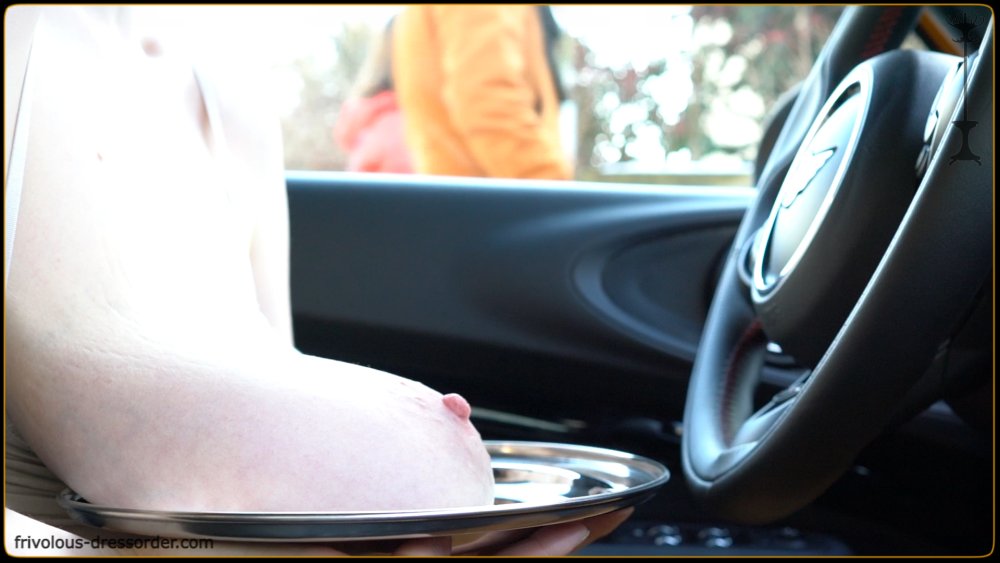 Casey Delux Frivolius Naked