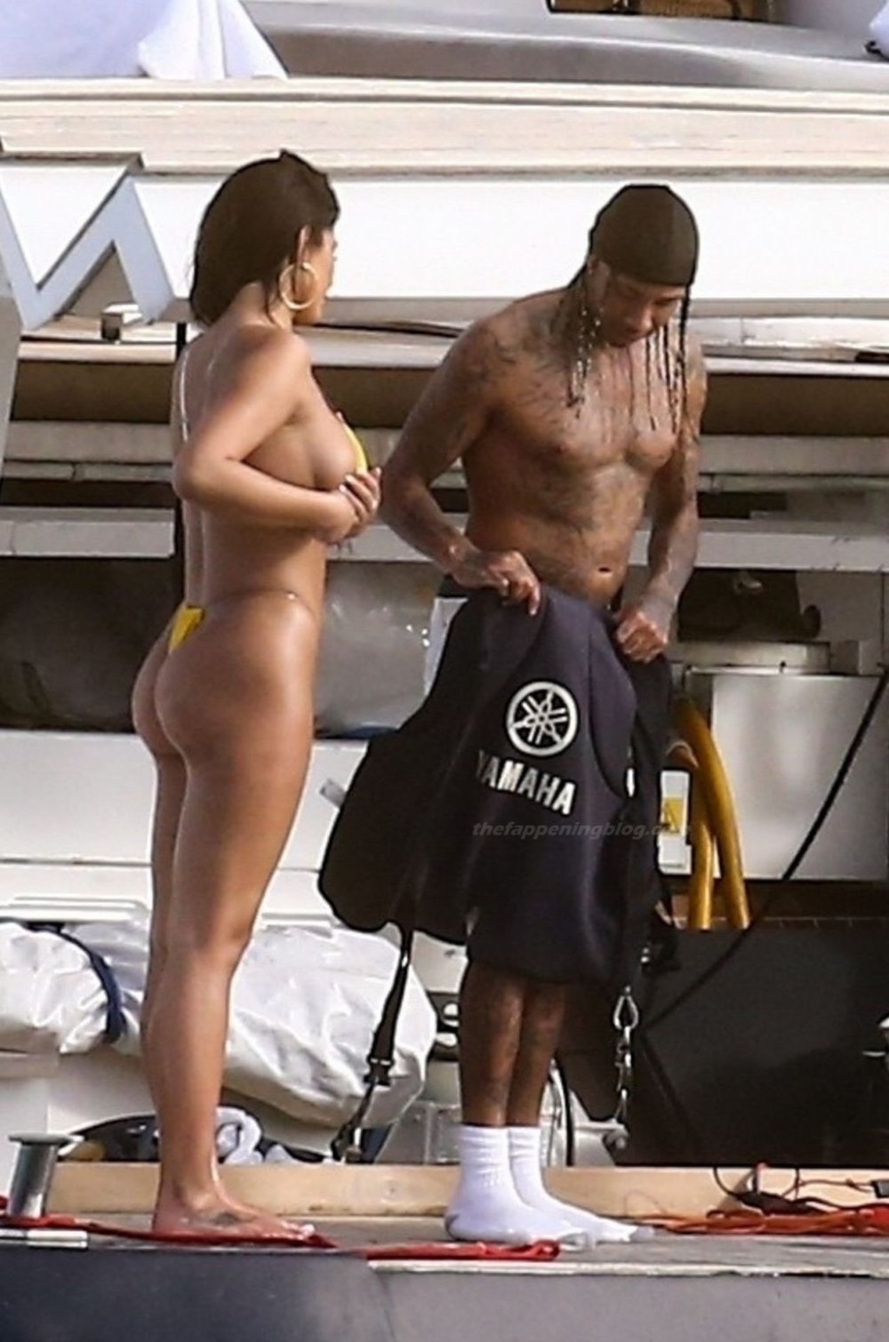 Amanda Trivizas naked