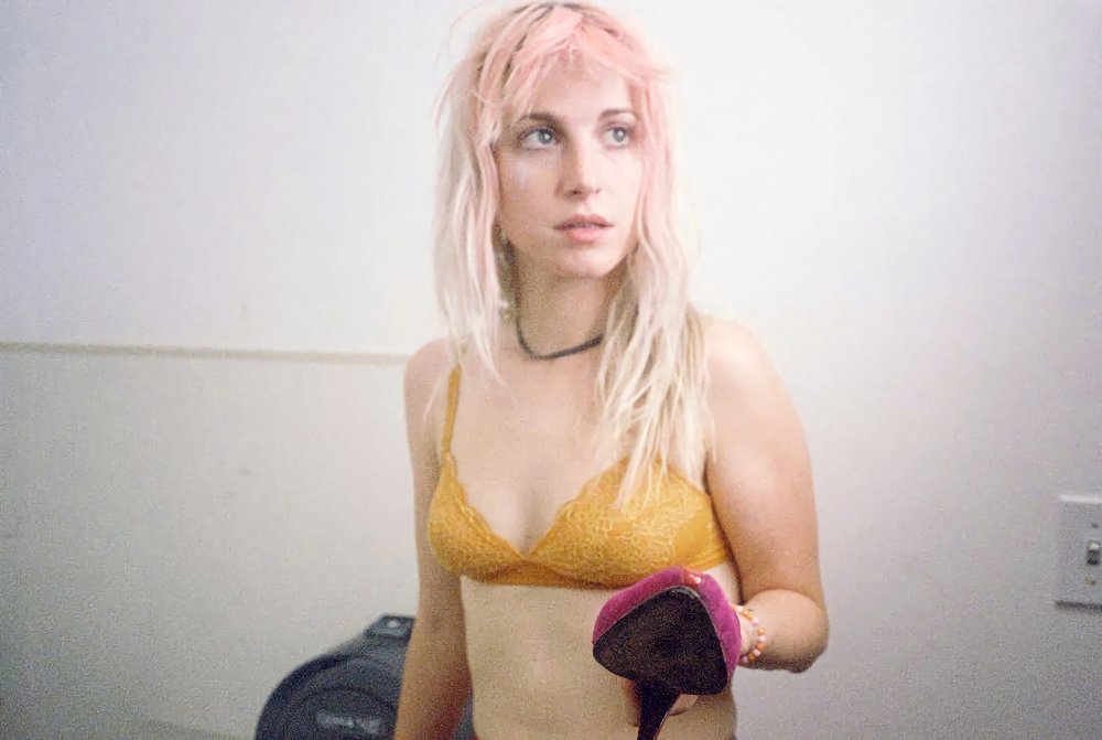 Haley Williams in underwear