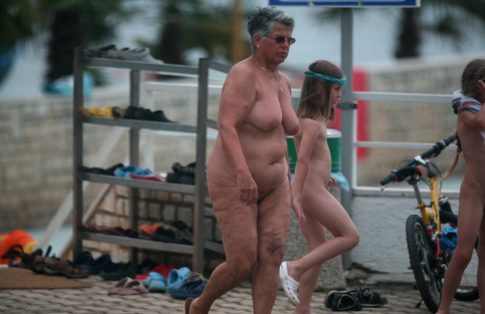 Nudists of the Russian Federation