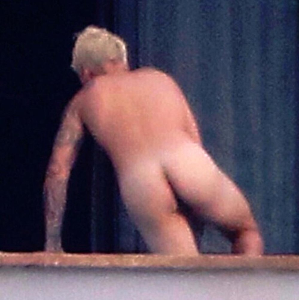 Justin Bieber Naked on Bora