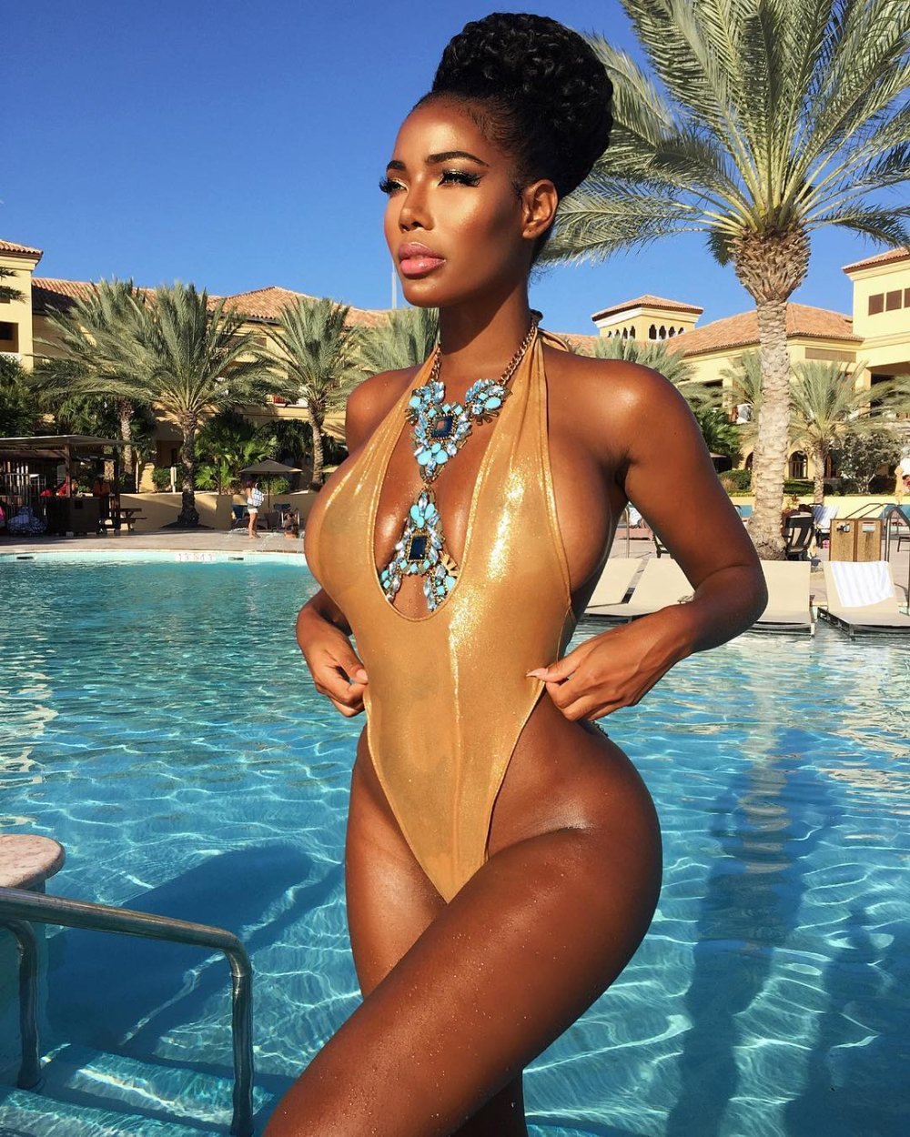 Monifa Jansen Carnival