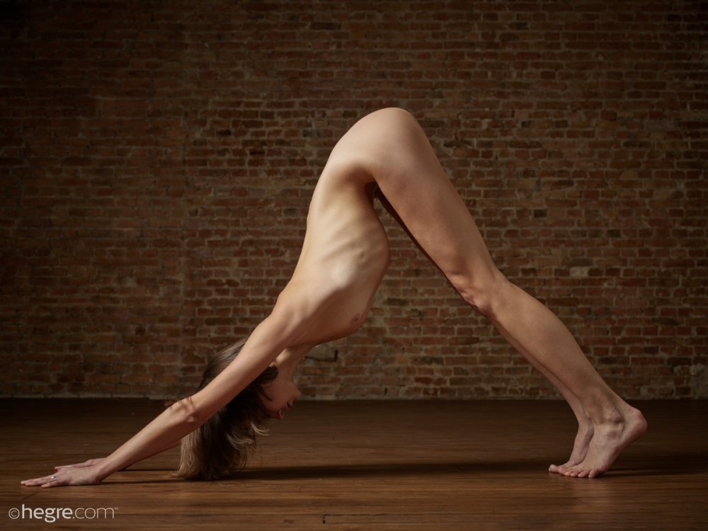 Naked girls do yoga