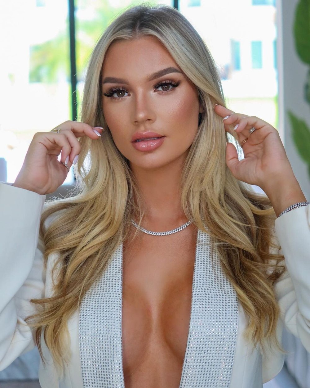 Alex Collins Model Blonde