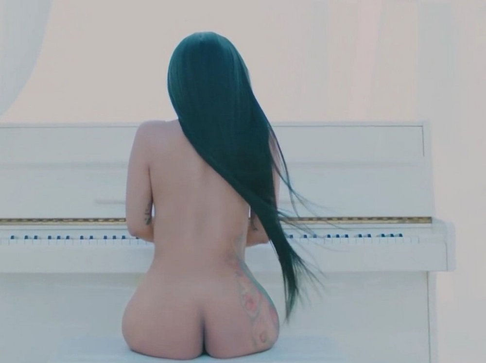 Cardi b Onlifanse drain