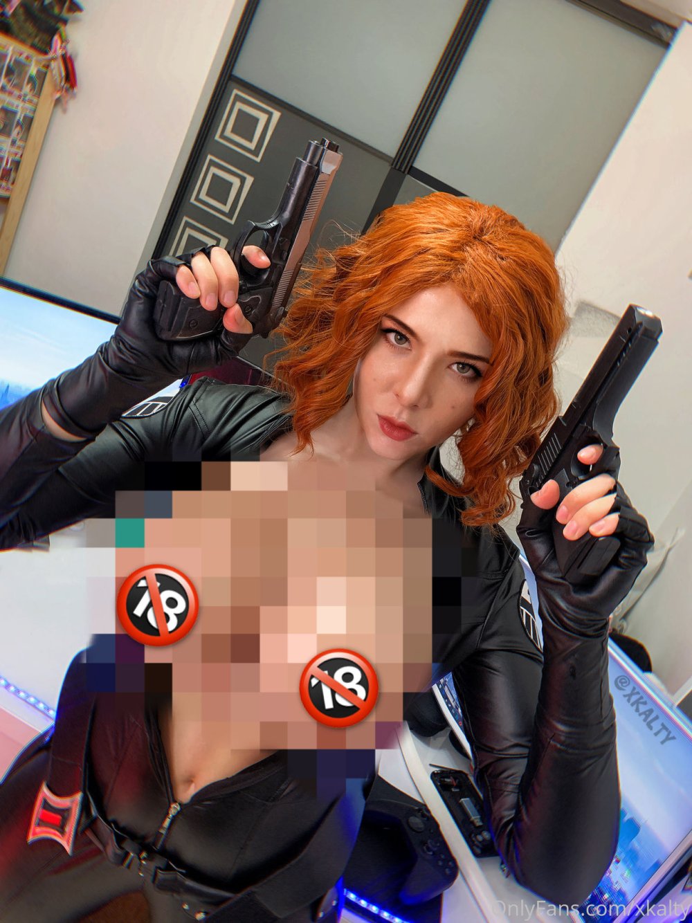 Lada Lyumos Black Widow